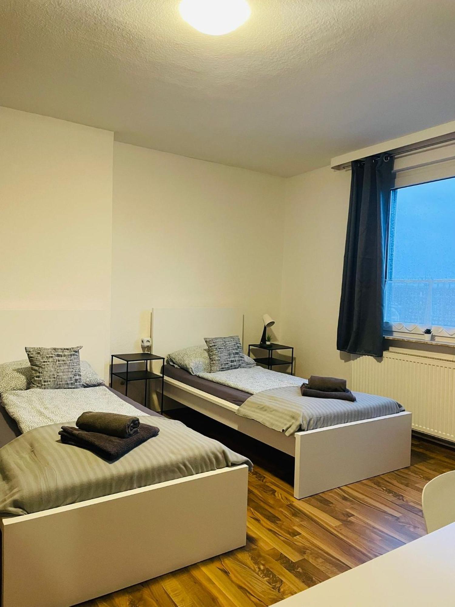 Quartier 7 - Zentral Gelegene Ferienwohnung Mit Stadtblick Bremerhaven Esterno foto